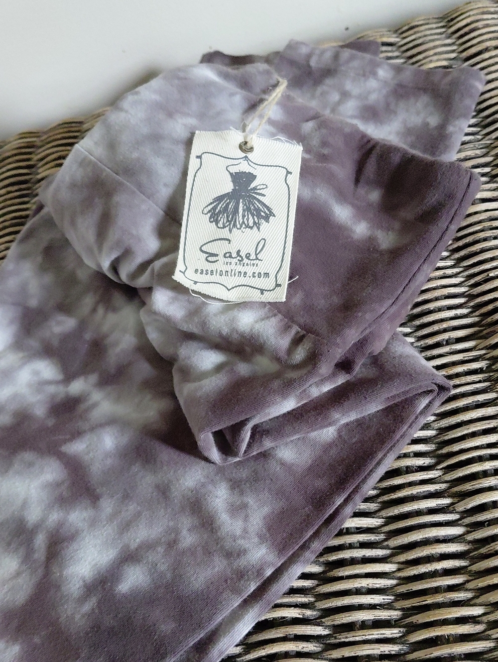 Easel Leggings